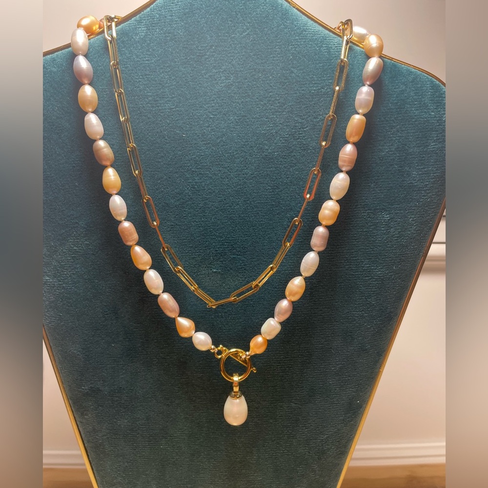 3Pc Freshwater pearl necklace, detachable pendant & paperclip necklace. Handmade